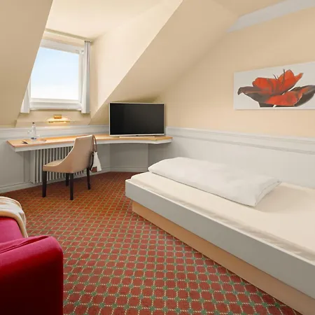 Dreiflüssehof Hotel 4*