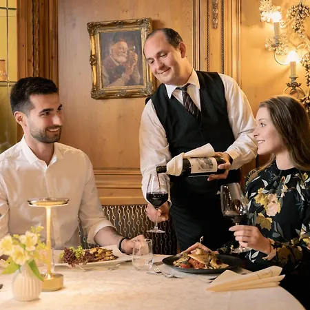 Dreiflüssehof Hotel 4*