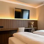 מלון Dreifluessehof 4*