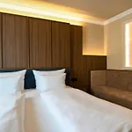 מלון Dreifluessehof 4*