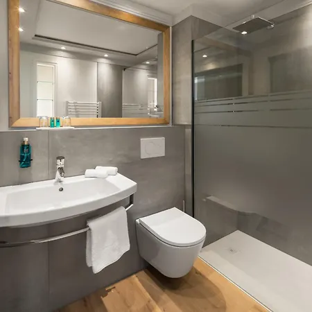Dreifluessehof Hotel 4*
